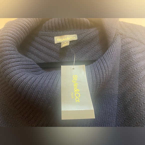 NWT Style & Company Woman’s Envelope Neckline Tunic Blue Sweater Size 3XL - Picture 3 of 7